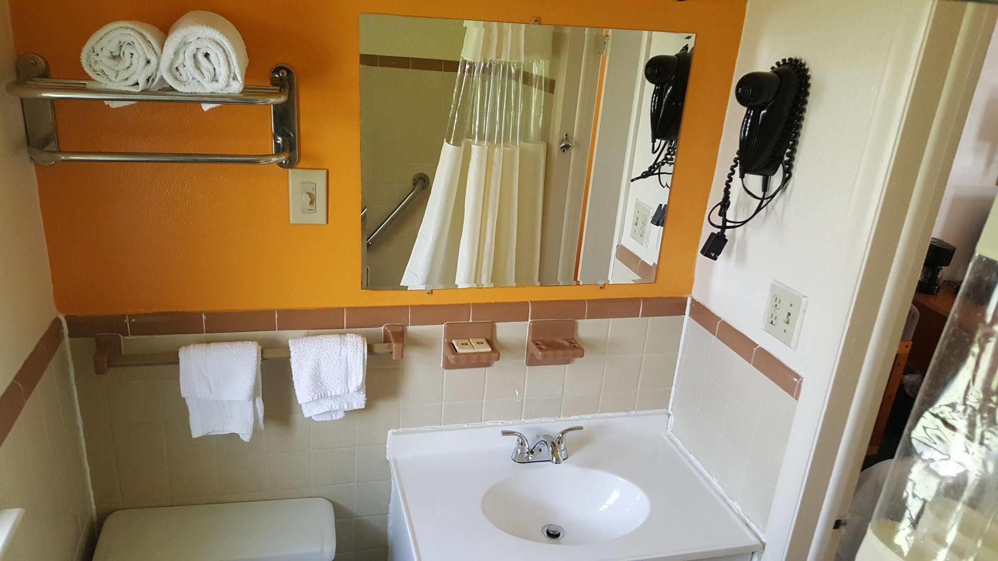 Twi-Lite Inn Front Royal Bagian luar foto
