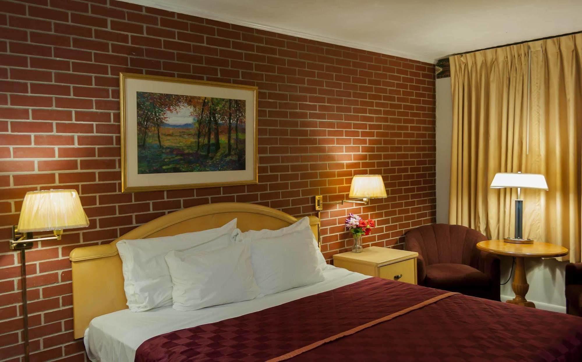 Twi-Lite Inn Front Royal Bagian luar foto